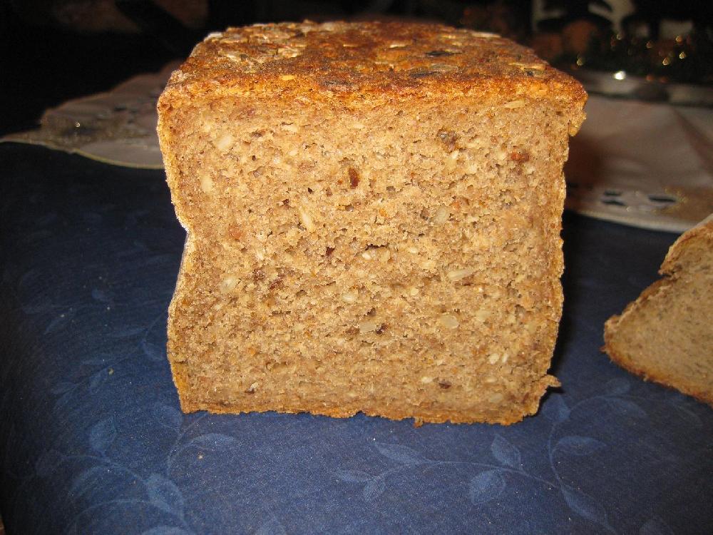 Anschnitt Kastenbrot.JPG