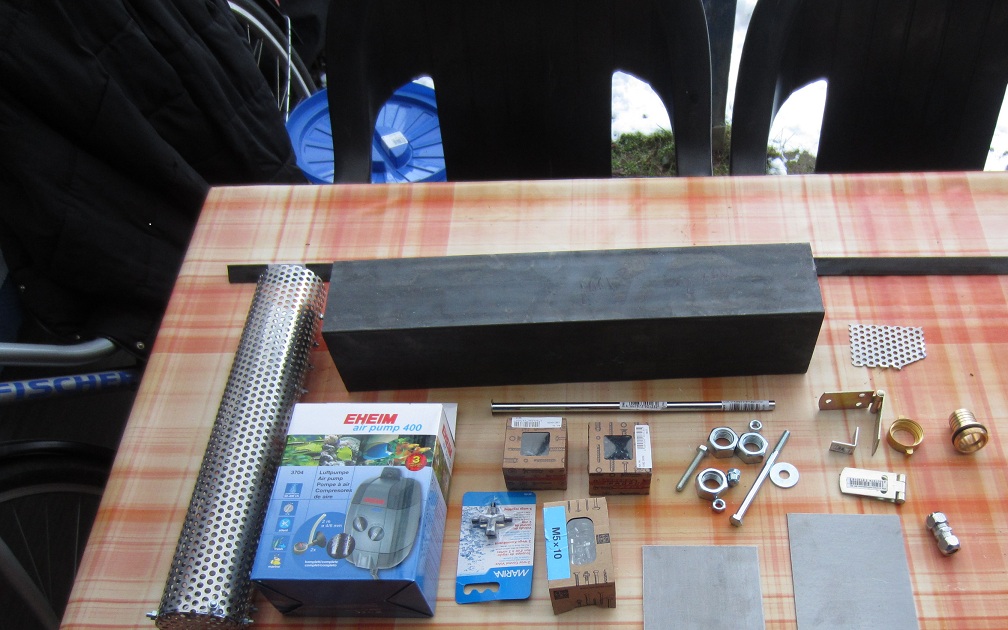 Material / Pumpe und Eisen