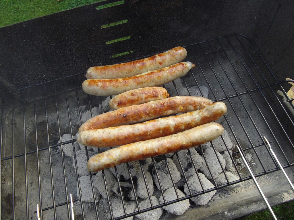 von unten nach oben:<br /><br />3,5 "thüringer" und 2 "chili"