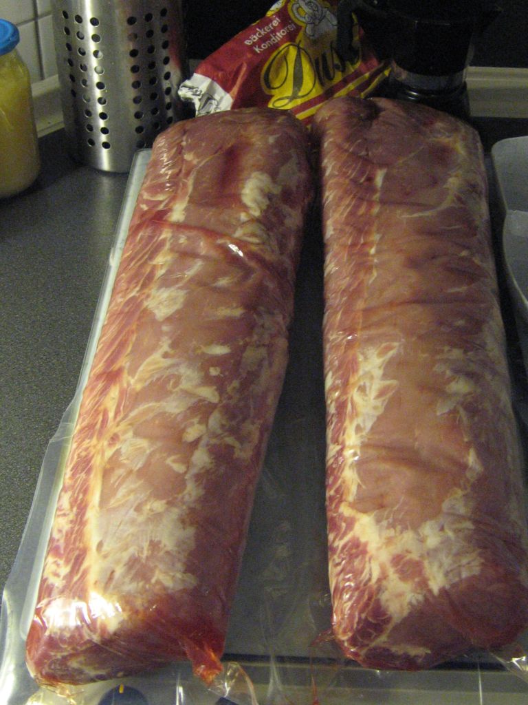 Schweinelachse 2 04 02 2012.jpg