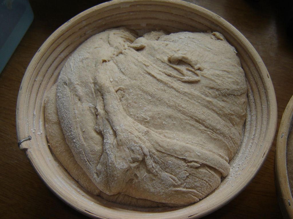 Mäxles Holzofenbrot 07.jpg