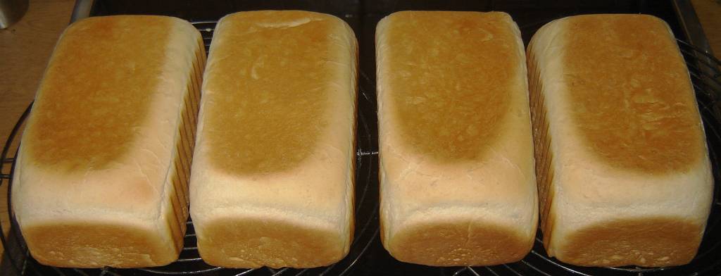 dank dem Trennspray ließen sich die Brote ganz einfach &quot;ausformen&quot;