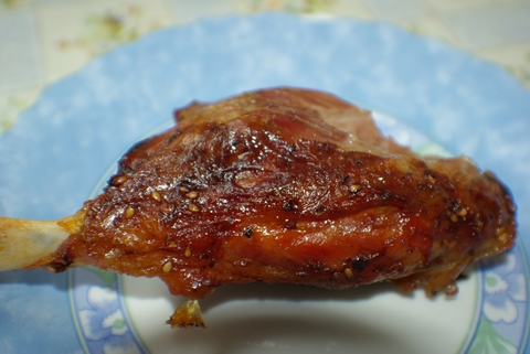 eine von 30 Haxen zum kosten...