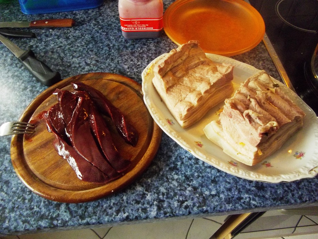 Leber u. gegarter Bauch