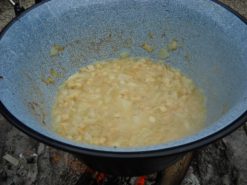 k-Gullaschtopf 007.jpg