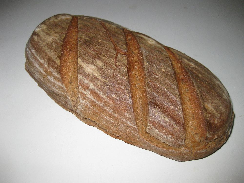 Backwerk Roggen+Weizenbrot002.jpg