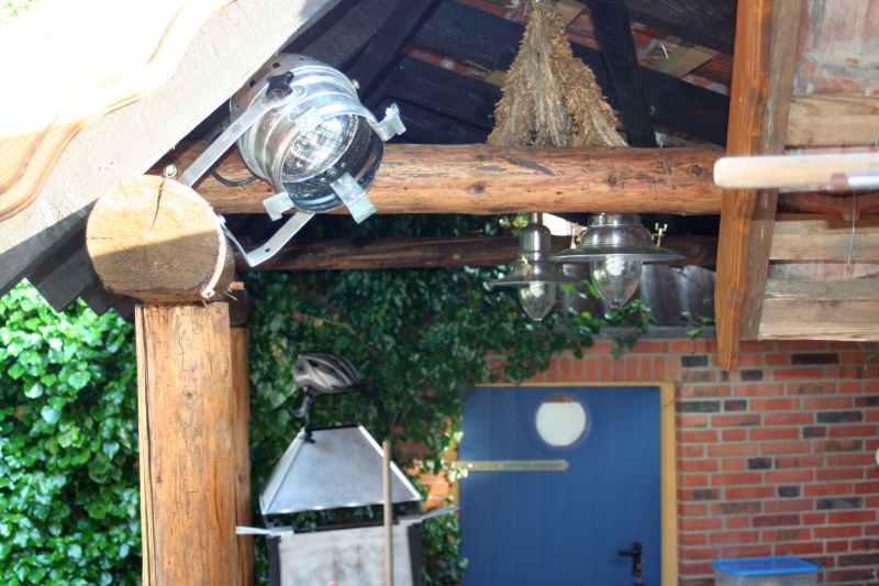 LAmpe HBO.jpg