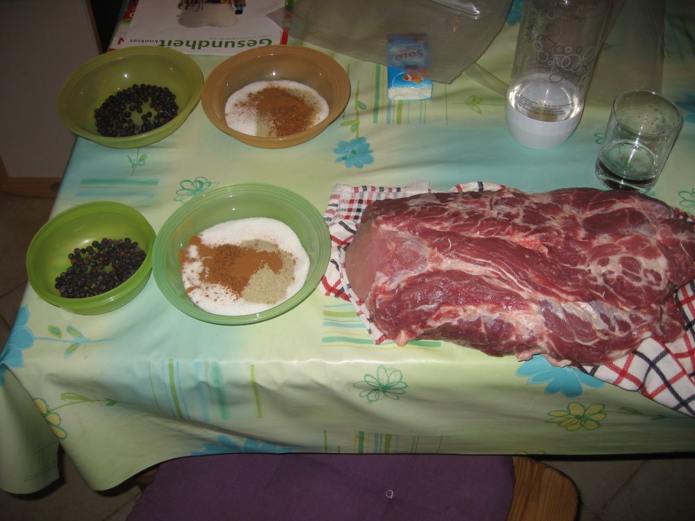 Schweinenacken plus Gewürze COPPA.jpg