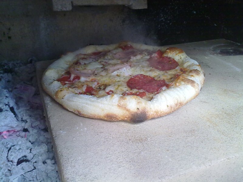 pizza1.jpg
