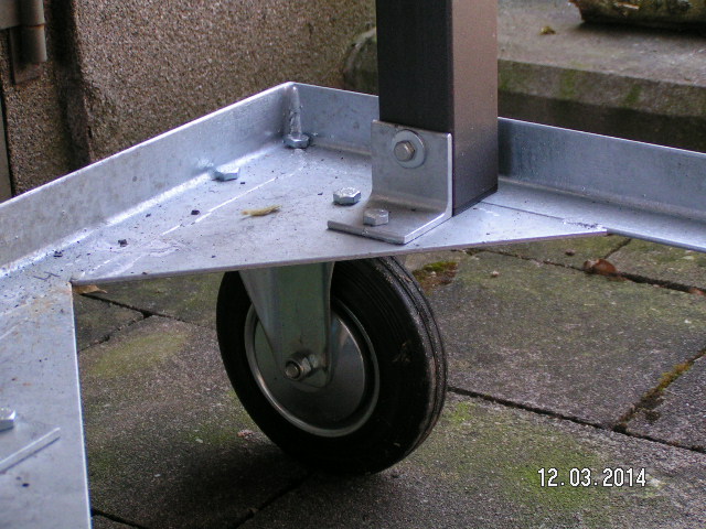 Fahrgestell für Backofen-001.JPG