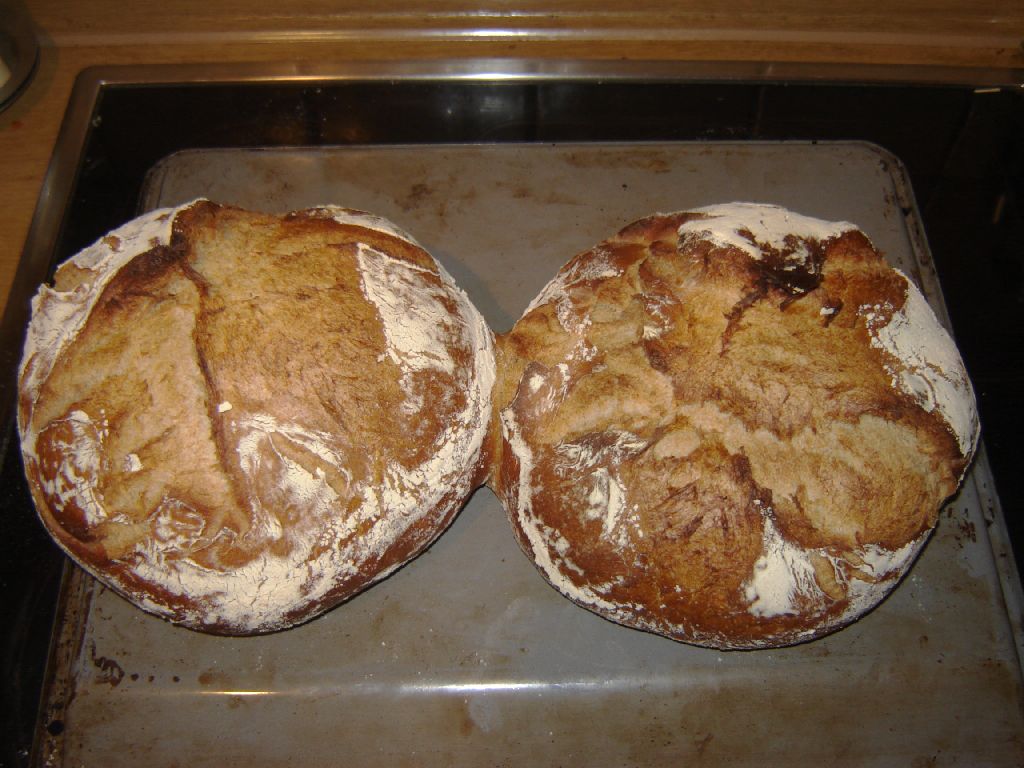 holzofenbrot01.jpg