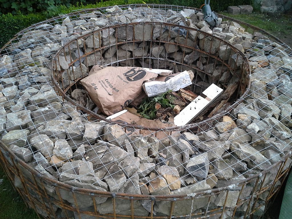 Fertig zum den Deckel betonieren