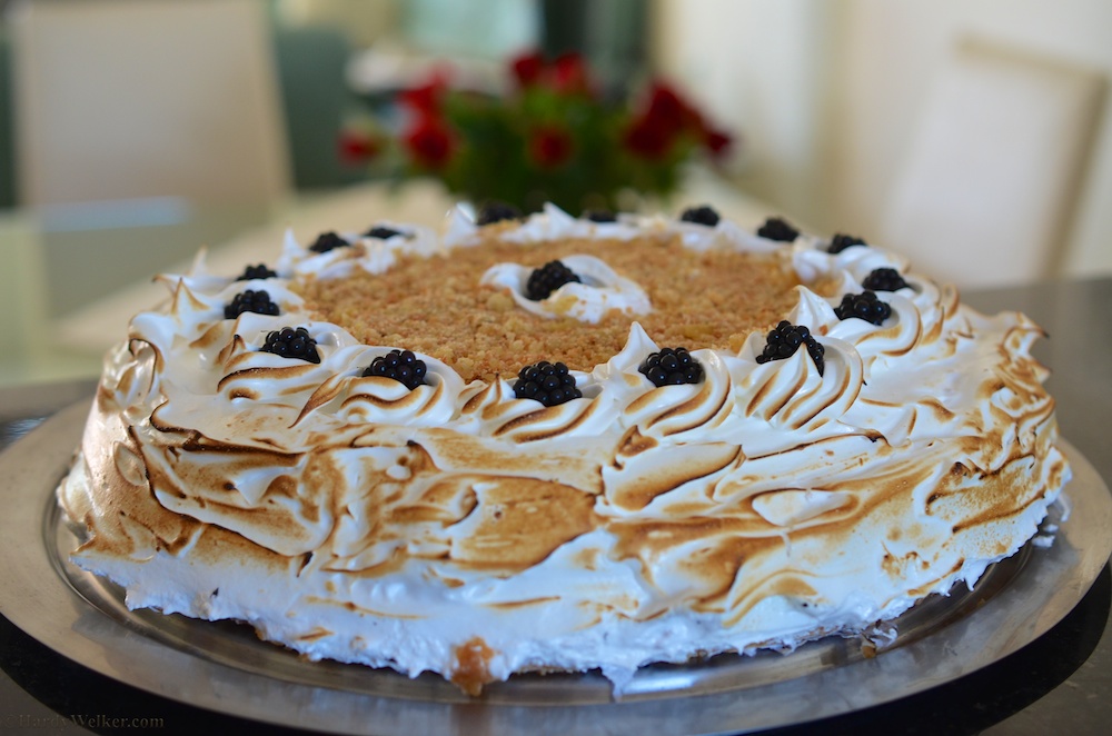 Russische Honigtorte mit Meringue 1.jpg