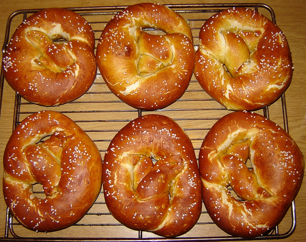 Laugenbrezel01.jpg