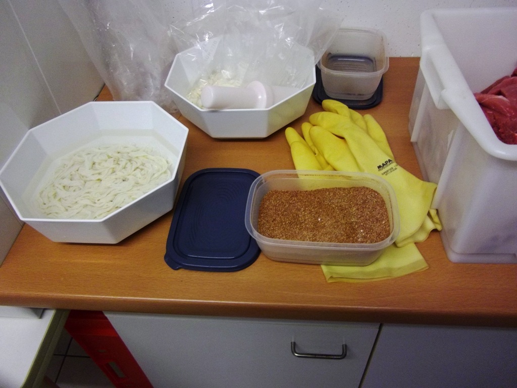 Gewürz, Därme, usw.