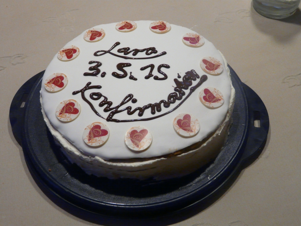 Kuchen Konfi Lara1.JPG