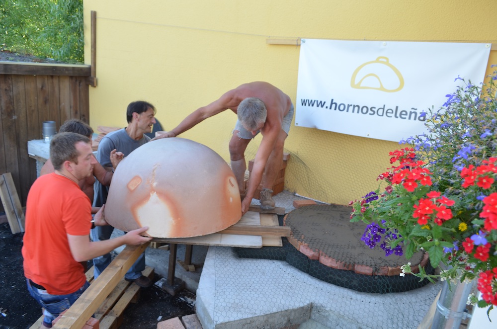 Steinbackofen setzen 1.jpg