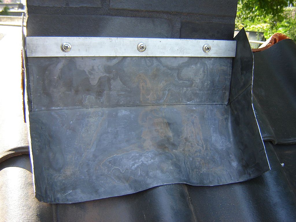 Restarbeiten Steinbackofen 09.jpg