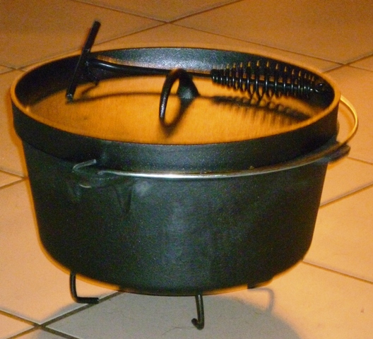 Dutch Oven 01.JPG