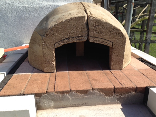 Kuppel geschlossen (hier sieht man auch die Massabweichungen)