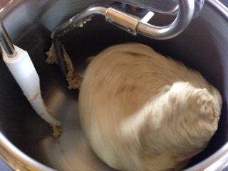 Assistentin Action 3