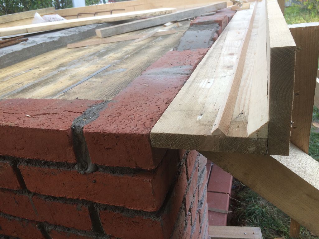 Querschnitt der Arbeitsplatenschalung