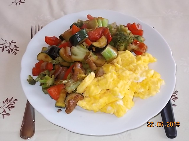 Gem-Pfanne mit Rührei-001.JPG