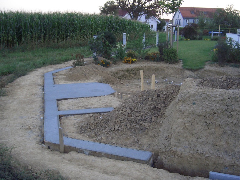 Hurra! Das Fundament ist fertig.