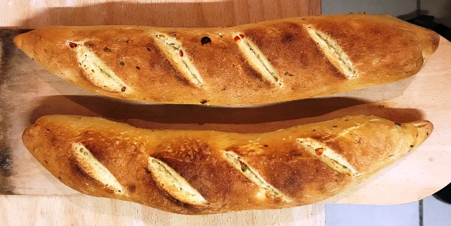 Tomaten- Bärlauch-Baguette.jpg