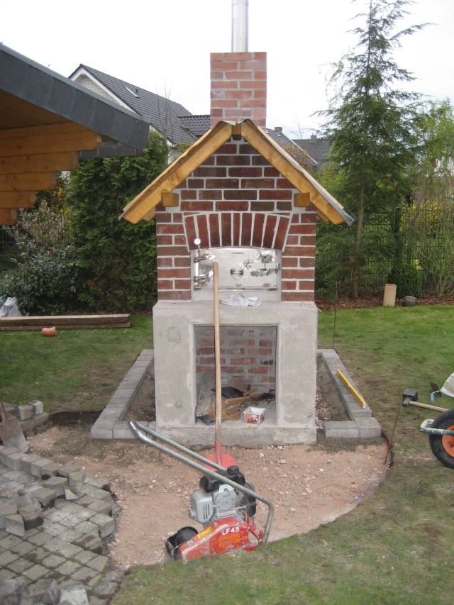 Der Ofen nach Änderung des Kamins.