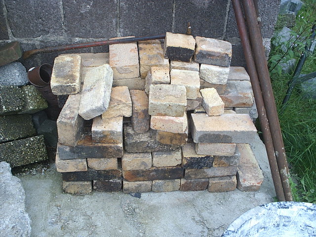 Alte Schamottsteine!reichen eh nicht!