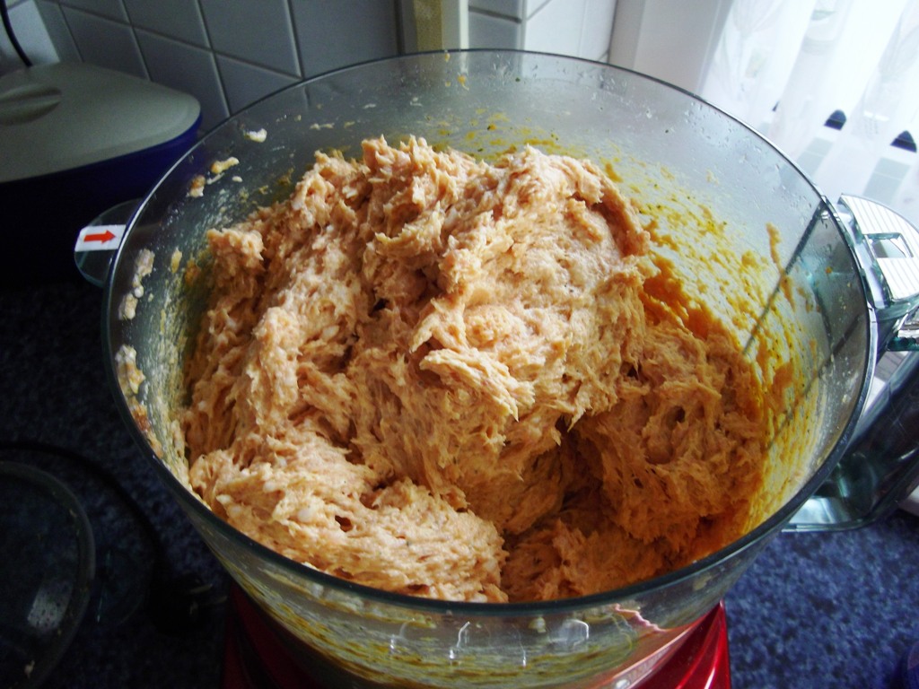 1,5 kg Masse!<br />Vorgepökelt hätte es auch Teewurst werden können....